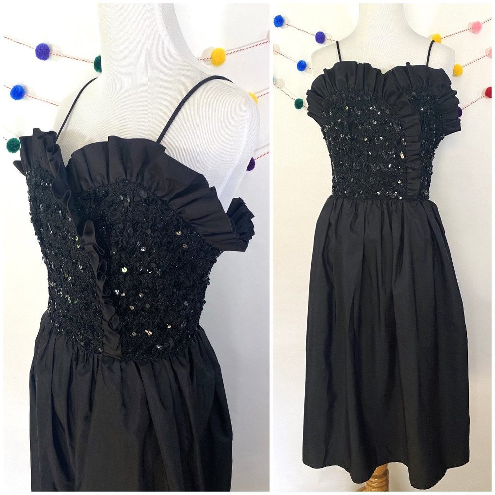 Black Ruffled Neck Sequined Cocktail Dress // 1960